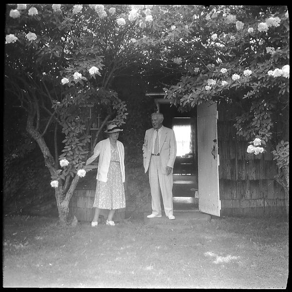 [12 Portraits of Unidentified People on Beach and In Cottage Doorway, Possibly England], Walker Evans (American, St. Louis, Missouri 1903–1975 New Haven, Connecticut), Film negative