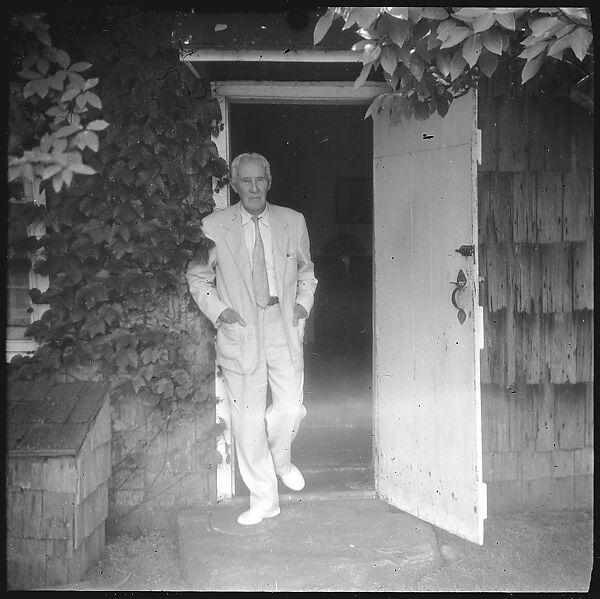 [12 Portraits of Unidentified People on Beach and In Cottage Doorway, Possibly England], Walker Evans (American, St. Louis, Missouri 1903–1975 New Haven, Connecticut), Film negative