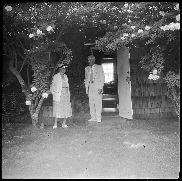 [12 Portraits of Unidentified People on Beach and In Cottage Doorway, Possibly England], Walker Evans (American, St. Louis, Missouri 1903–1975 New Haven, Connecticut), Film negative