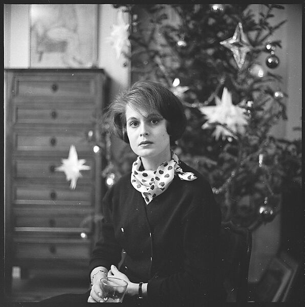 [12 Portraits of Isabelle Evans at 163 East 94th Street, New York City], Walker Evans (American, St. Louis, Missouri 1903–1975 New Haven, Connecticut), Film negative