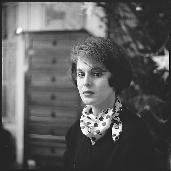 [12 Portraits of Isabelle Evans at 163 East 94th Street, New York City], Walker Evans (American, St. Louis, Missouri 1903–1975 New Haven, Connecticut), Film negative