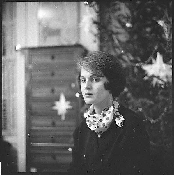 [12 Portraits of Isabelle Evans at 163 East 94th Street, New York City], Walker Evans (American, St. Louis, Missouri 1903–1975 New Haven, Connecticut), Film negative