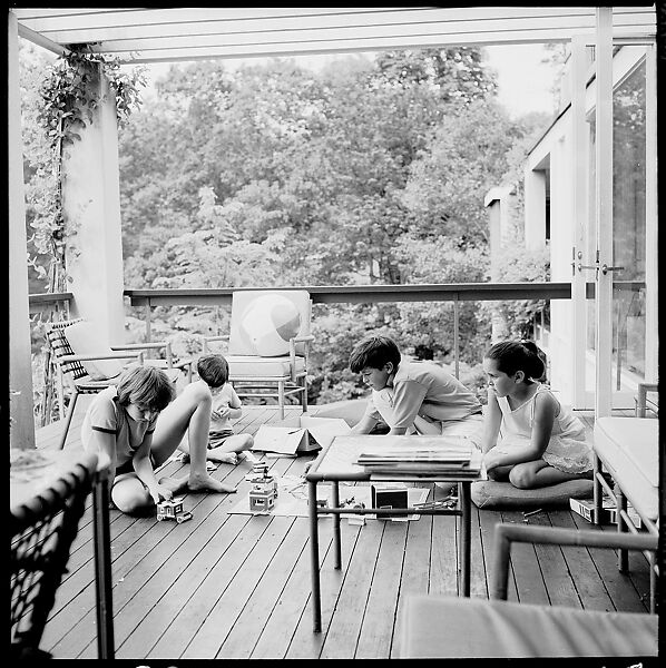 [237 Portraits of Frank W. Hoch and His Family at Home, Irvington-on-Hudson, New York], Walker Evans (American, St. Louis, Missouri 1903–1975 New Haven, Connecticut), Film negative