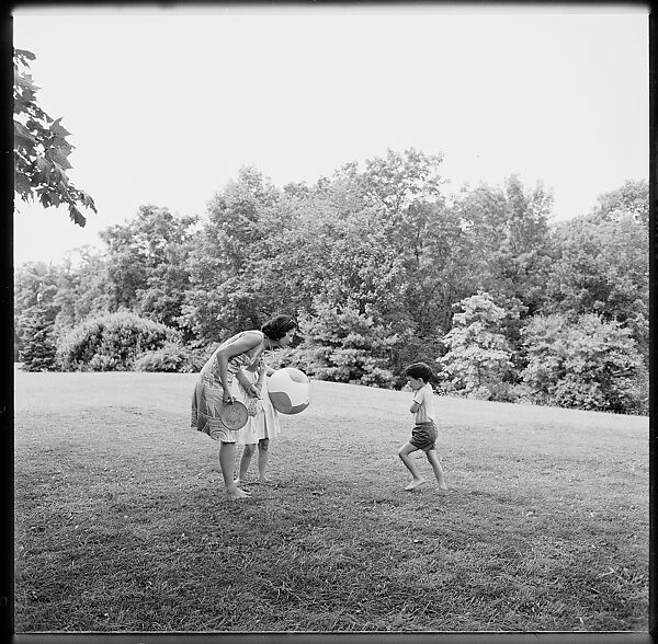 [237 Portraits of Frank W. Hoch and His Family at Home, Irvington-on-Hudson, New York], Walker Evans (American, St. Louis, Missouri 1903–1975 New Haven, Connecticut), Film negative