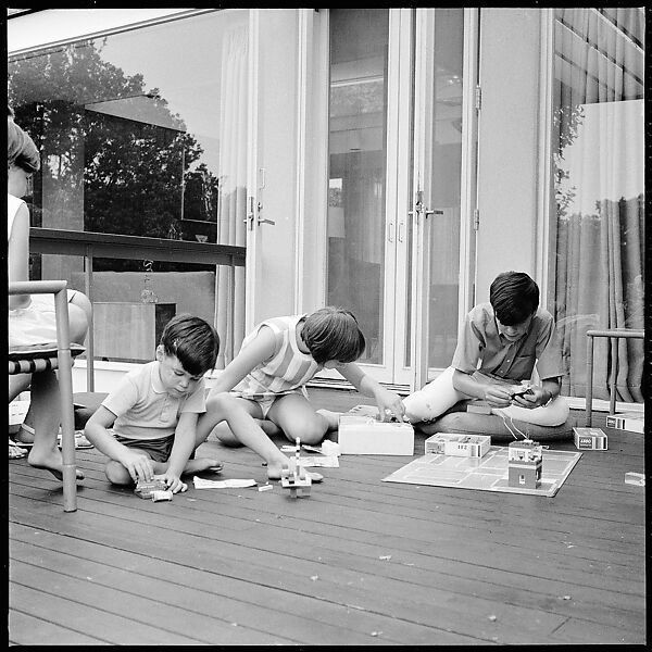 [237 Portraits of Frank W. Hoch and His Family at Home, Irvington-on-Hudson, New York], Walker Evans (American, St. Louis, Missouri 1903–1975 New Haven, Connecticut), Film negative