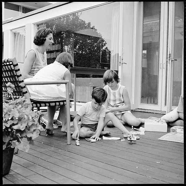 [237 Portraits of Frank W. Hoch and His Family at Home, Irvington-on-Hudson, New York], Walker Evans (American, St. Louis, Missouri 1903–1975 New Haven, Connecticut), Film negative