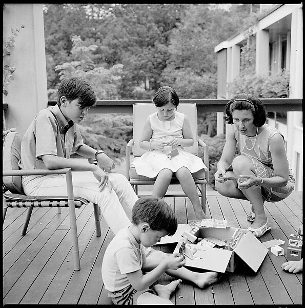 [237 Portraits of Frank W. Hoch and His Family at Home, Irvington-on-Hudson, New York], Walker Evans (American, St. Louis, Missouri 1903–1975 New Haven, Connecticut), Film negative