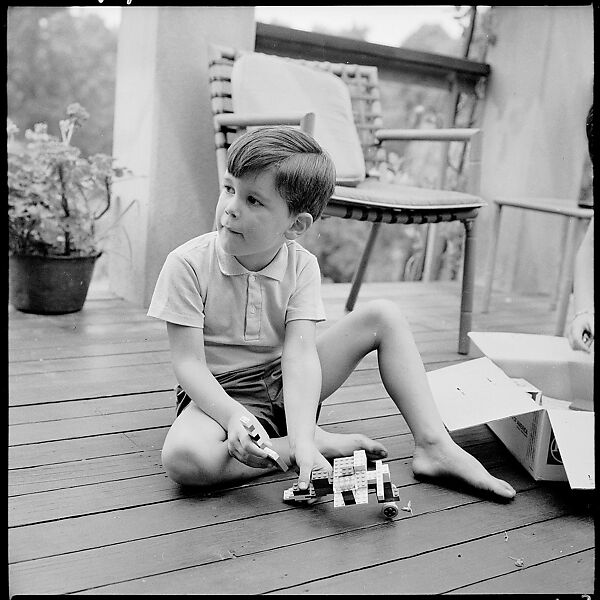 [237 Portraits of Frank W. Hoch and His Family at Home, Irvington-on-Hudson, New York], Walker Evans (American, St. Louis, Missouri 1903–1975 New Haven, Connecticut), Film negative