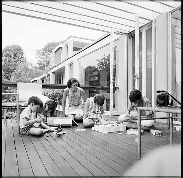 [237 Portraits of Frank W. Hoch and His Family at Home, Irvington-on-Hudson, New York], Walker Evans (American, St. Louis, Missouri 1903–1975 New Haven, Connecticut), Film negative