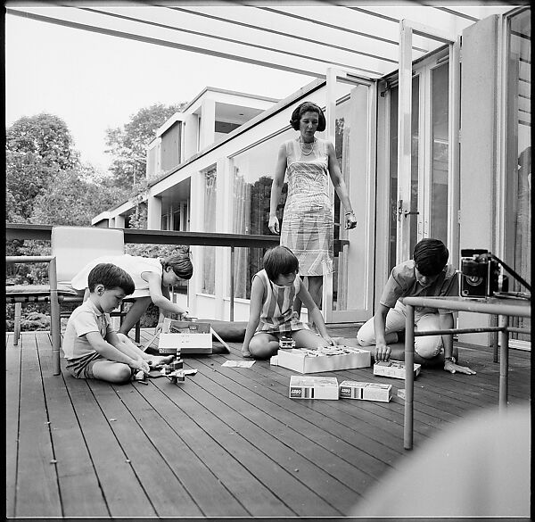 [237 Portraits of Frank W. Hoch and His Family at Home, Irvington-on-Hudson, New York], Walker Evans (American, St. Louis, Missouri 1903–1975 New Haven, Connecticut), Film negative