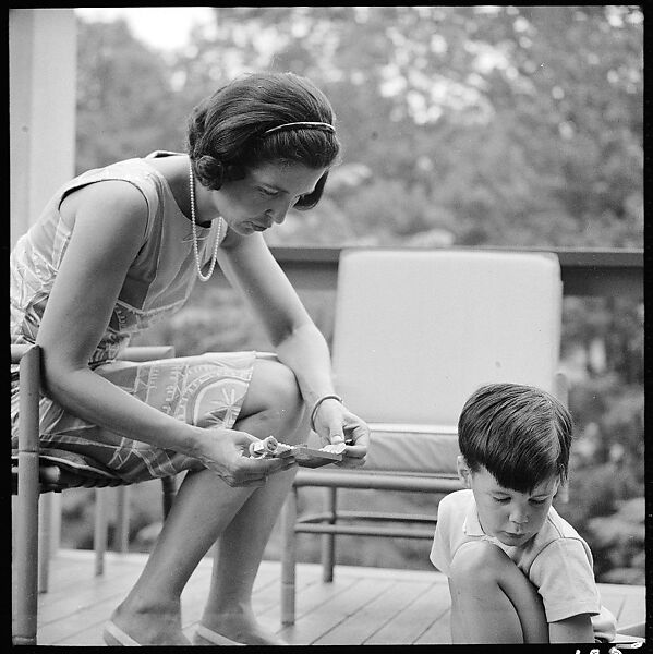 [237 Portraits of Frank W. Hoch and His Family at Home, Irvington-on-Hudson, New York], Walker Evans (American, St. Louis, Missouri 1903–1975 New Haven, Connecticut), Film negative