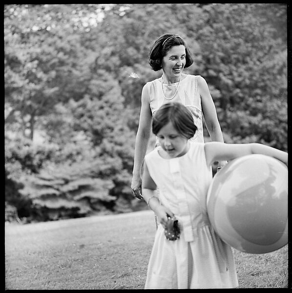 [237 Portraits of Frank W. Hoch and His Family at Home, Irvington-on-Hudson, New York], Walker Evans (American, St. Louis, Missouri 1903–1975 New Haven, Connecticut), Film negative