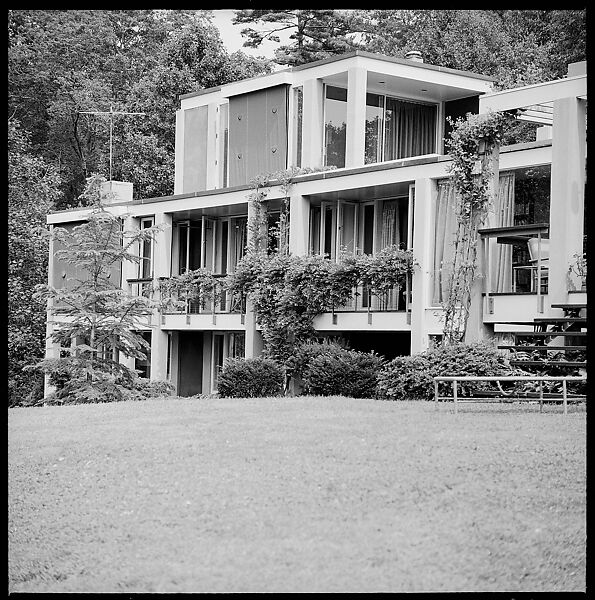[237 Portraits of Frank W. Hoch and His Family at Home, Irvington-on-Hudson, New York], Walker Evans (American, St. Louis, Missouri 1903–1975 New Haven, Connecticut), Film negative