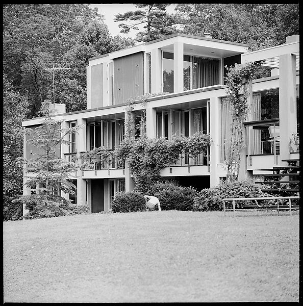 [237 Portraits of Frank W. Hoch and His Family at Home, Irvington-on-Hudson, New York], Walker Evans (American, St. Louis, Missouri 1903–1975 New Haven, Connecticut), Film negative