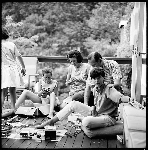 [237 Portraits of Frank W. Hoch and His Family at Home, Irvington-on-Hudson, New York], Walker Evans (American, St. Louis, Missouri 1903–1975 New Haven, Connecticut), Film negative
