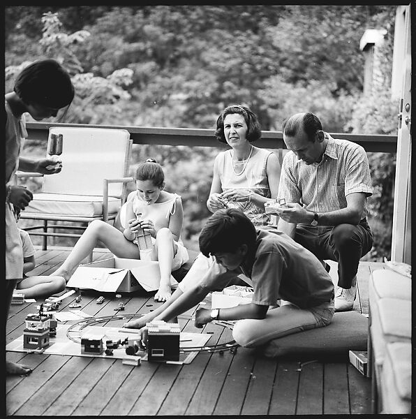 [237 Portraits of Frank W. Hoch and His Family at Home, Irvington-on-Hudson, New York], Walker Evans (American, St. Louis, Missouri 1903–1975 New Haven, Connecticut), Film negative