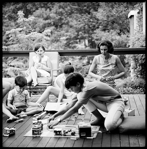 [237 Portraits of Frank W. Hoch and His Family at Home, Irvington-on-Hudson, New York], Walker Evans (American, St. Louis, Missouri 1903–1975 New Haven, Connecticut), Film negative