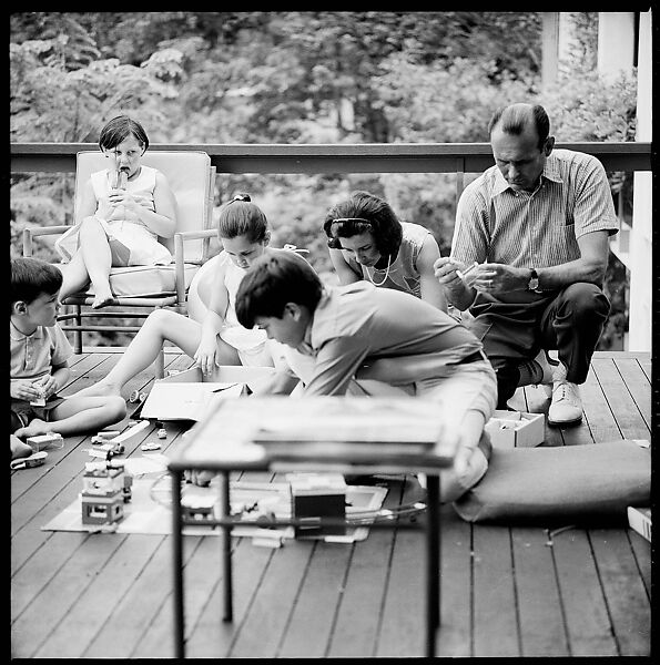 [237 Portraits of Frank W. Hoch and His Family at Home, Irvington-on-Hudson, New York], Walker Evans (American, St. Louis, Missouri 1903–1975 New Haven, Connecticut), Film negative