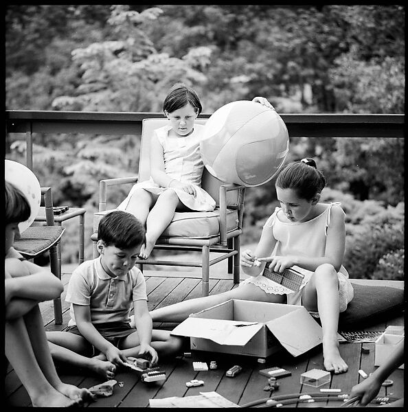 [237 Portraits of Frank W. Hoch and His Family at Home, Irvington-on-Hudson, New York], Walker Evans (American, St. Louis, Missouri 1903–1975 New Haven, Connecticut), Film negative