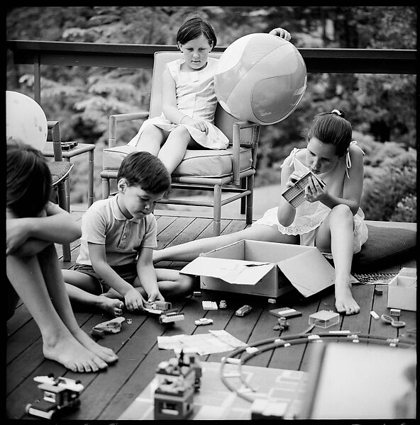 [237 Portraits of Frank W. Hoch and His Family at Home, Irvington-on-Hudson, New York], Walker Evans (American, St. Louis, Missouri 1903–1975 New Haven, Connecticut), Film negative