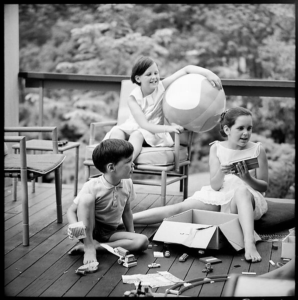 [237 Portraits of Frank W. Hoch and His Family at Home, Irvington-on-Hudson, New York], Walker Evans (American, St. Louis, Missouri 1903–1975 New Haven, Connecticut), Film negative