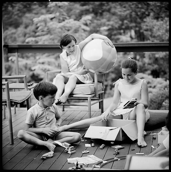 [237 Portraits of Frank W. Hoch and His Family at Home, Irvington-on-Hudson, New York], Walker Evans (American, St. Louis, Missouri 1903–1975 New Haven, Connecticut), Film negative
