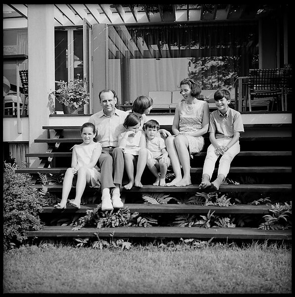 [237 Portraits of Frank W. Hoch and His Family at Home, Irvington-on-Hudson, New York], Walker Evans (American, St. Louis, Missouri 1903–1975 New Haven, Connecticut), Film negative