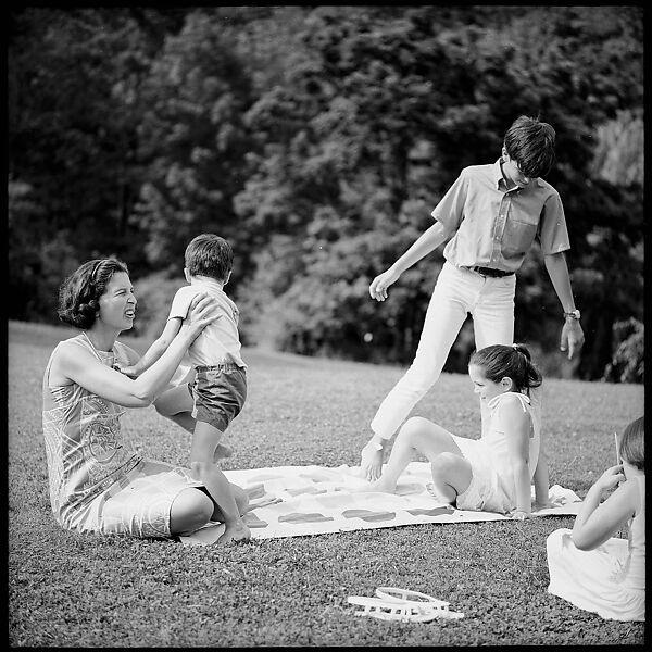 [237 Portraits of Frank W. Hoch and His Family at Home, Irvington-on-Hudson, New York], Walker Evans (American, St. Louis, Missouri 1903–1975 New Haven, Connecticut), Film negative