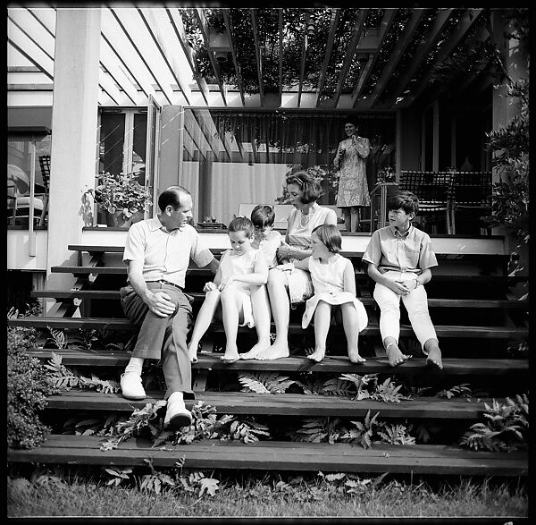 [237 Portraits of Frank W. Hoch and His Family at Home, Irvington-on-Hudson, New York], Walker Evans (American, St. Louis, Missouri 1903–1975 New Haven, Connecticut), Film negative