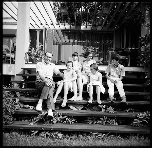 [237 Portraits of Frank W. Hoch and His Family at Home, Irvington-on-Hudson, New York], Walker Evans (American, St. Louis, Missouri 1903–1975 New Haven, Connecticut), Film negative