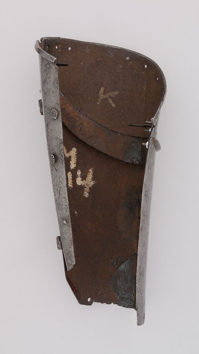 Pair of Thigh Defenses (Cuisses), Steel, Italian