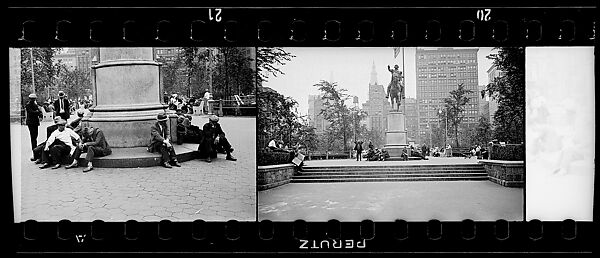 [Two 35mm Film Frames: George Washington Statue with Men Around Base, Union Square Park, New York City], Walker Evans (American, St. Louis, Missouri 1903–1975 New Haven, Connecticut), Film negative