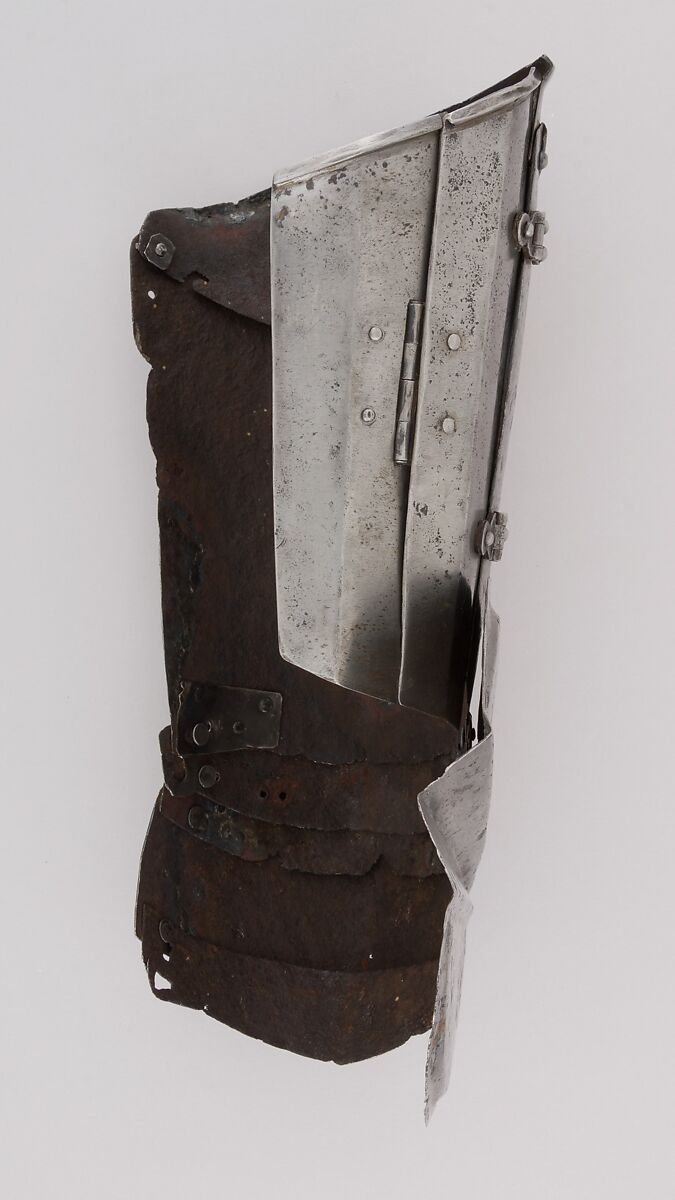 Pair of Thigh Defenses (Cuisses) with Knee Defenses (Poleyns), Steel, Italian