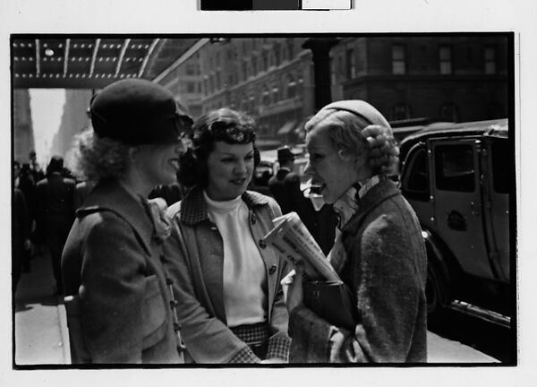 [Two 35mm Film Frames: Three Women on Street, New York City?], Walker Evans (American, St. Louis, Missouri 1903–1975 New Haven, Connecticut), Film negative