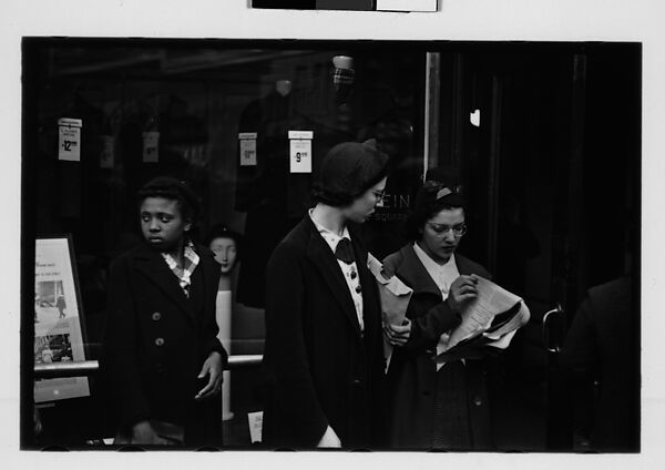[Five 35mm Film Frames: Bystanders Outside Klein's Department Store, Union Square, New York City], Walker Evans (American, St. Louis, Missouri 1903–1975 New Haven, Connecticut), Film negative