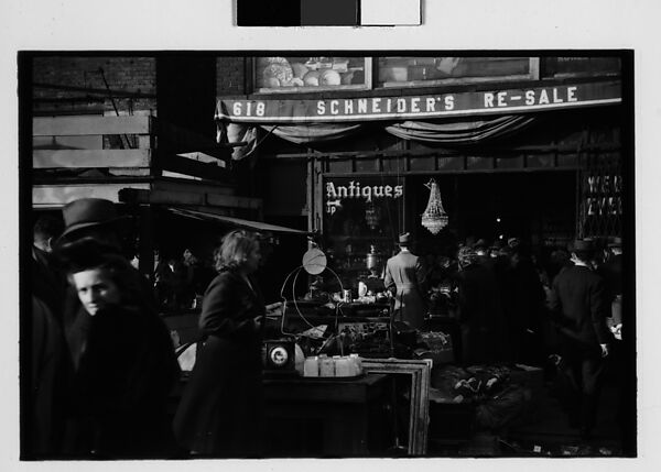 [Five 35mm Film Frames: Sidewalk Shoppers in Front of Antiques Store, Chicago, Illinois], Walker Evans (American, St. Louis, Missouri 1903–1975 New Haven, Connecticut), Film negative