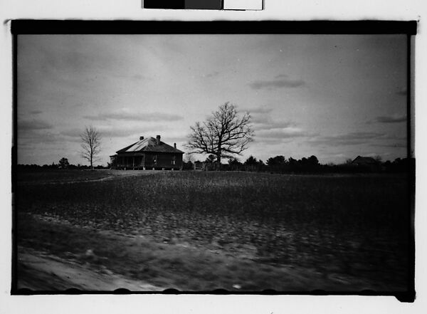 [Wooden House by Side of Road, From Moving Automobile, Macon, Georgia], Walker Evans (American, St. Louis, Missouri 1903–1975 New Haven, Connecticut), Film negative 
