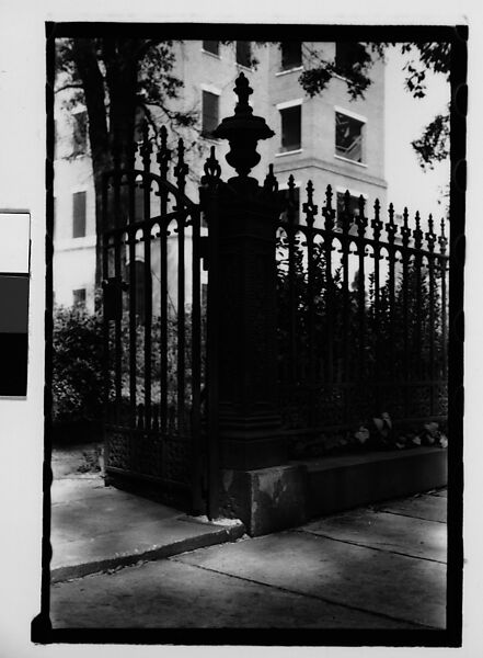 [Cast-Iron Gate, Savannah, Georgia], Walker Evans (American, St. Louis, Missouri 1903–1975 New Haven, Connecticut), Film negative 