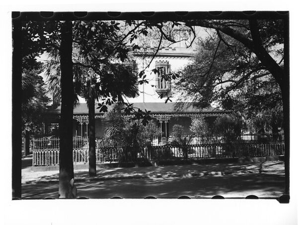 [Charles H. Green House, From Street, Savannah, Georgia], Walker Evans (American, St. Louis, Missouri 1903–1975 New Haven, Connecticut), Film negative 