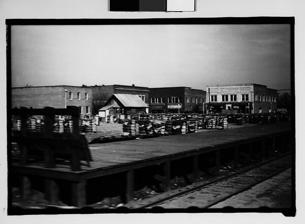 [Railroad Platform, From Train, Savannah, Georgia]