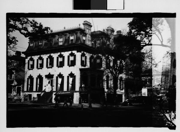 [Italianate Town House, Savannah, Georgia], Walker Evans (American, St. Louis, Missouri 1903–1975 New Haven, Connecticut), Film negative 