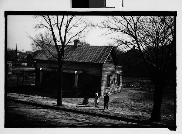 [Wooden House with Children in Yard, From Moving Train, Savannah, Georgia], Walker Evans (American, St. Louis, Missouri 1903–1975 New Haven, Connecticut), Film negative 