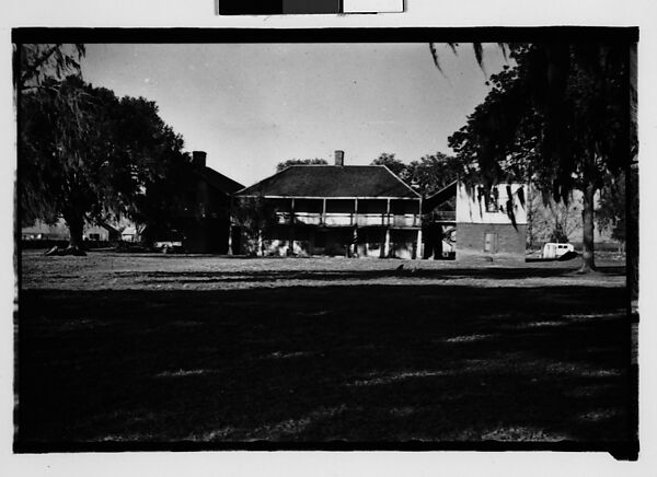 [Ormond Plantation House, St. Charles Parish, Louisiana], Walker Evans (American, St. Louis, Missouri 1903–1975 New Haven, Connecticut), Film negative 