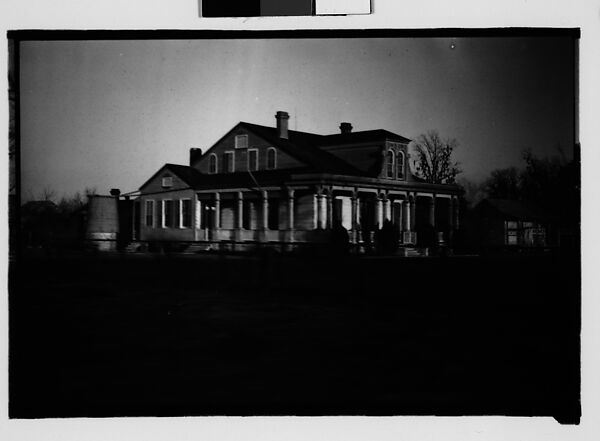 [House with Centered Roof Gable, From Moving Automobile, Between Reserve and Convent, Louisiana], Walker Evans (American, St. Louis, Missouri 1903–1975 New Haven, Connecticut), Film negative 
