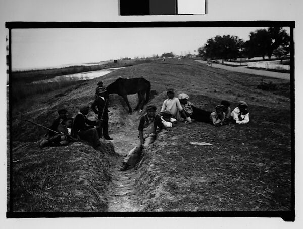 [Children on Levee, From Automobile, New Orleans Vicinity, Louisiana], Walker Evans (American, St. Louis, Missouri 1903–1975 New Haven, Connecticut), Film negative 