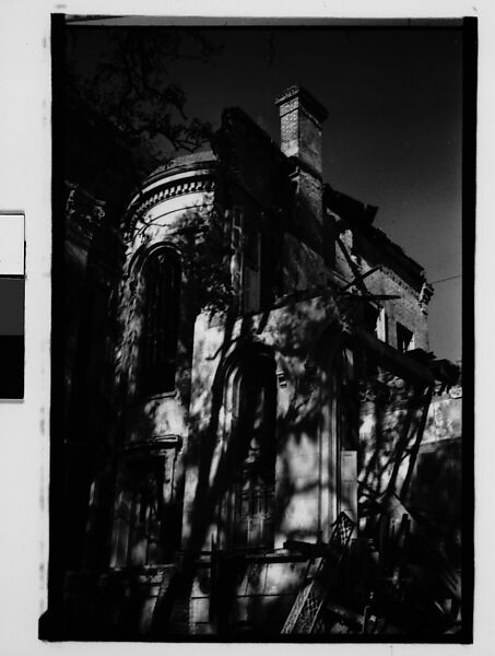 [Corinthian Capitals of Belle Grove Plantation House, White Castle, Louisiana], Walker Evans (American, St. Louis, Missouri 1903–1975 New Haven, Connecticut), Film negative 