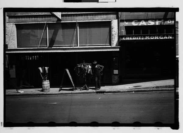 [Man with Clothesrack on Sidewalk, Natchez, Mississippi], Walker Evans (American, St. Louis, Missouri 1903–1975 New Haven, Connecticut), Film negative 
