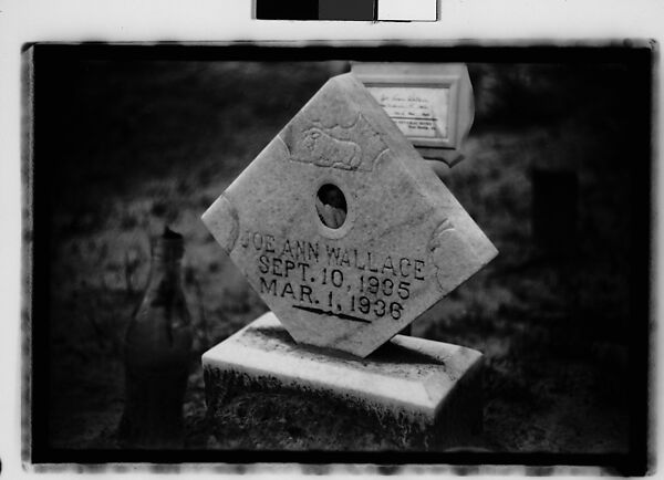[Headstone and Bottle on Grave, Alabama], Walker Evans (American, St. Louis, Missouri 1903–1975 New Haven, Connecticut), Film negative 