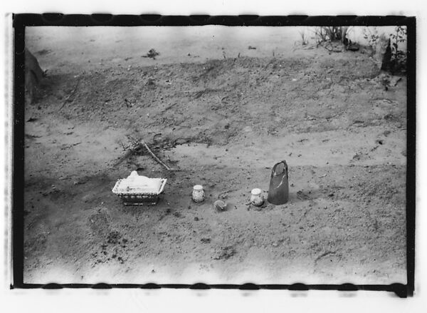 [Grave with Salt and Pepper Shakers on Plot, Alabama]