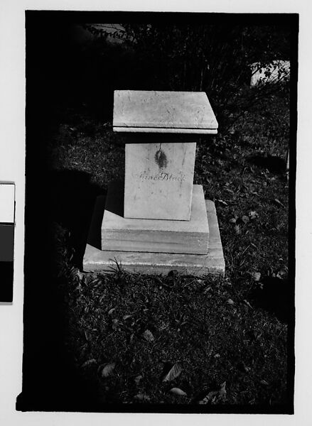 [Thirty 35mm Film Frames on Uncut Roll: of Headstones, A War Medallion, and An Abandoned House Next to A Lumberyard, New Castle, Delaware and Washington, D.C.], Walker Evans (American, St. Louis, Missouri 1903–1975 New Haven, Connecticut), Film negative